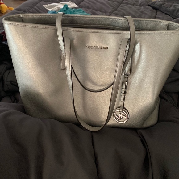 Michael Kors Handbags - Large MK purse